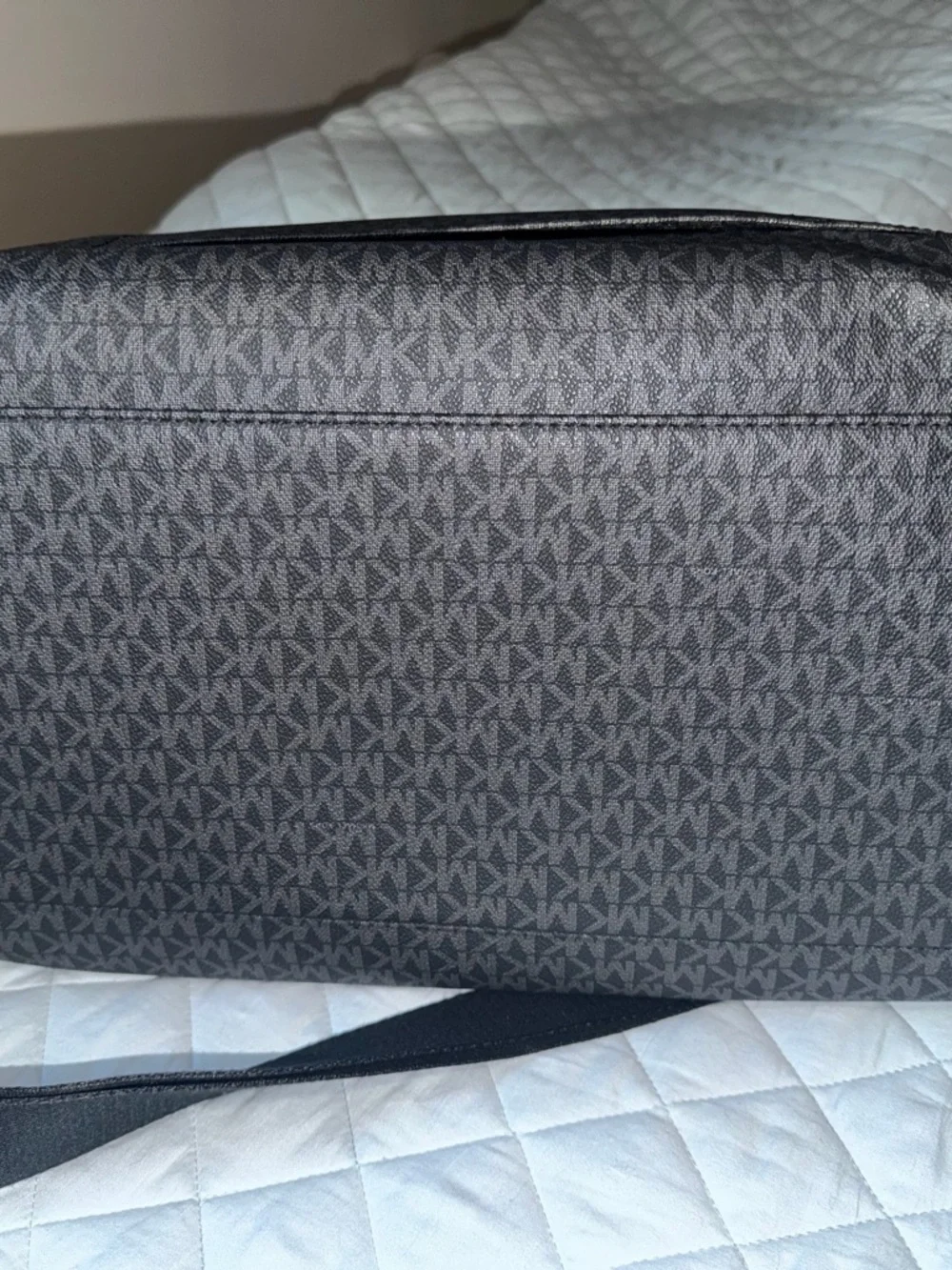 Michael Kors Black Monogram travel bag - Picture 9 of 11